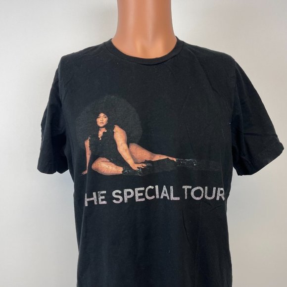 Lizzo The Special Tour T Shirt 2022 Pop Concert Black Size L - Picture 1 of 4
